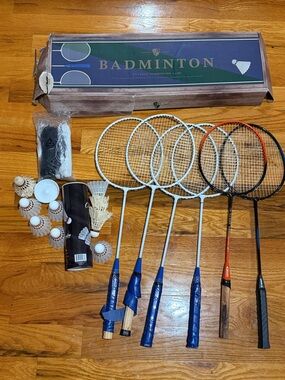Badminton Set with White and Black Rackets - Unbranded